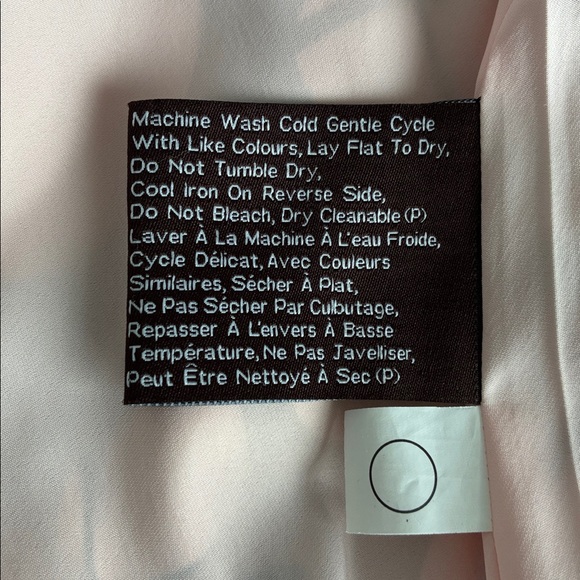 Danier Size 10 Satin A-Line Skirt - Pink/Gray/Black/Beige Pattern - Picture 7 of 7